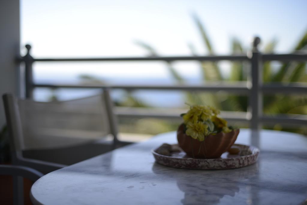 Aigli Apartments เนอา อันคิอาลอส ภายนอก รูปภาพ